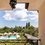 Mediterra *